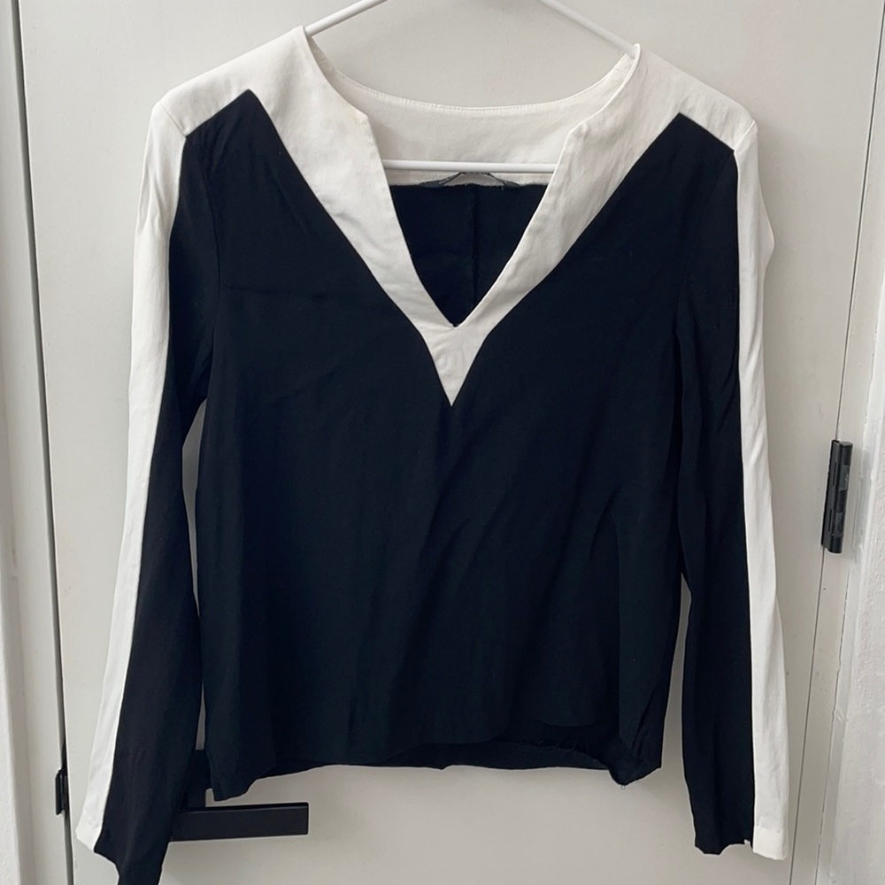 Zara Y2K Style Blouse Top V Neck M